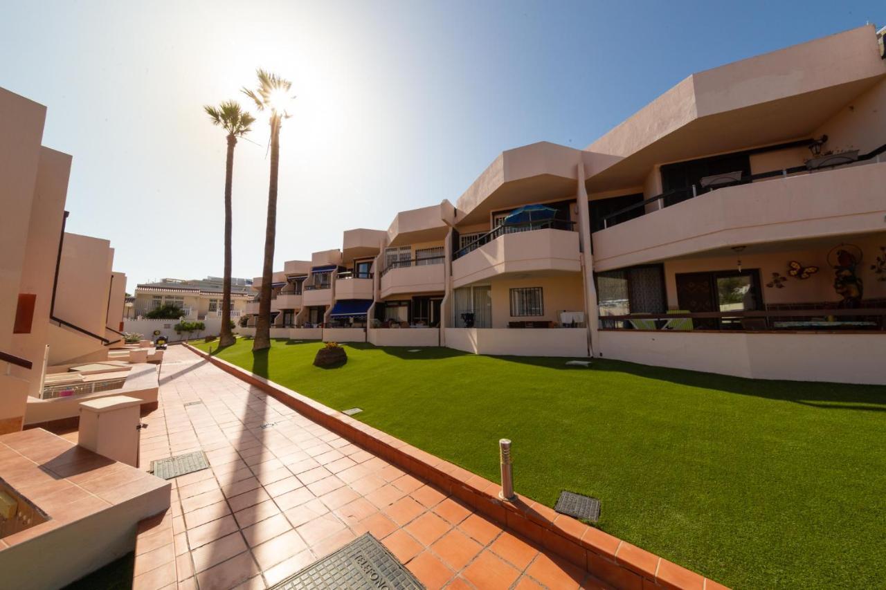 Apartamento En Sur Y Sol Los Cristianos Los Cristianos  Exterior foto