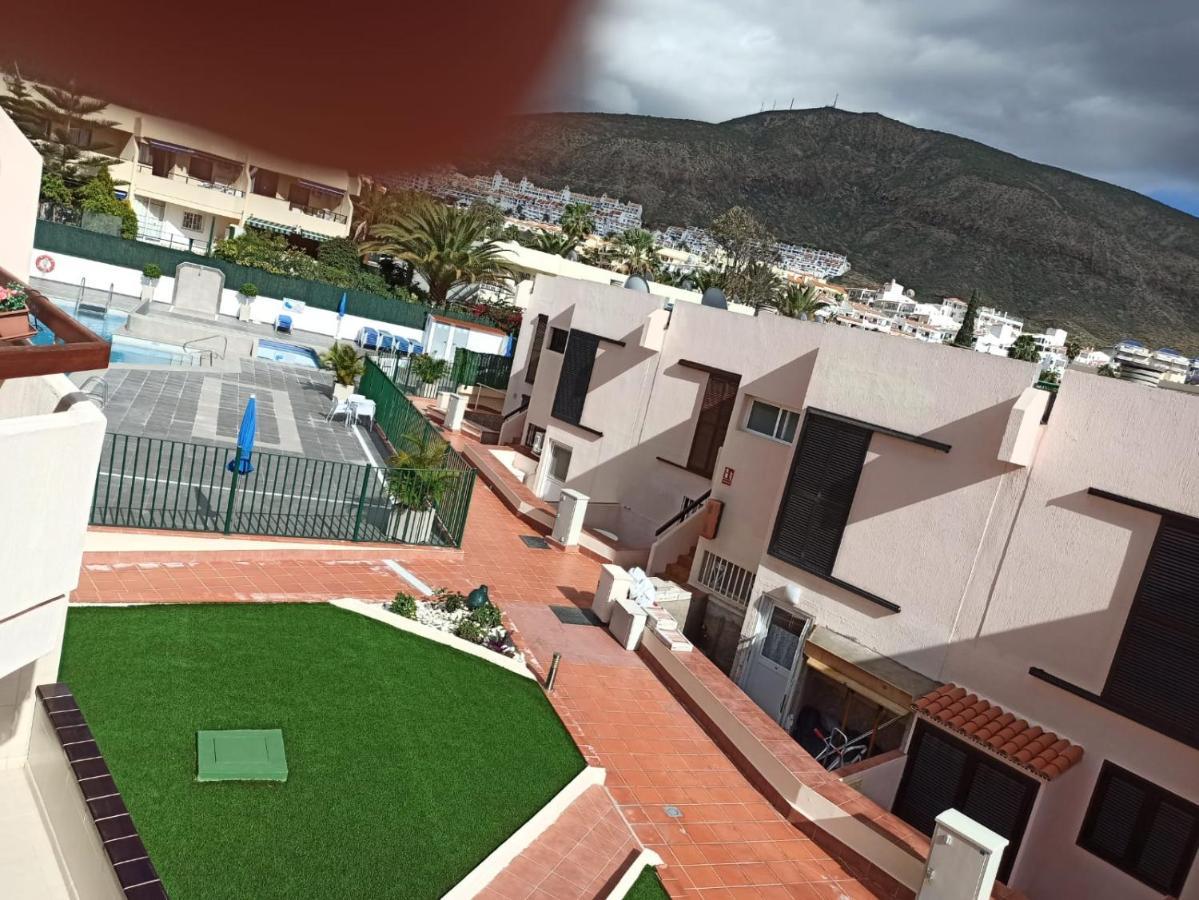 Apartamento En Sur Y Sol Los Cristianos Los Cristianos  Exterior foto