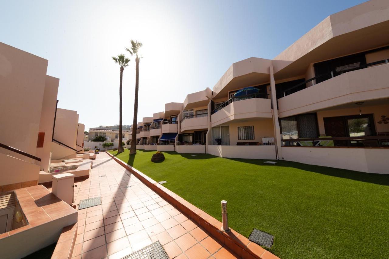 Apartamento En Sur Y Sol Los Cristianos Los Cristianos  Exterior foto