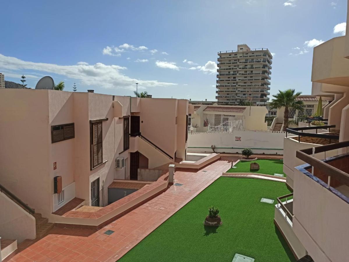 Apartamento En Sur Y Sol Los Cristianos Los Cristianos  Exterior foto